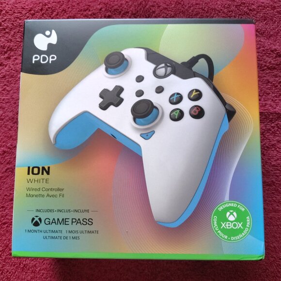 PDP Xbox controller (Ion White) - Picture 1 of 1